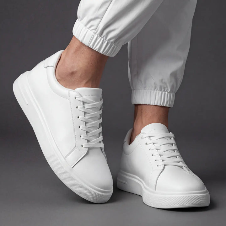 Sneaker Minimalista Negro +8cm